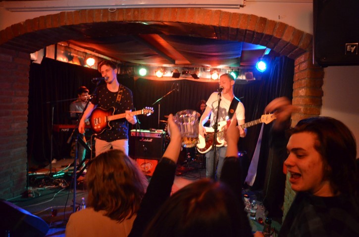 9.2. Koncert skupine Take off